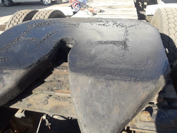 Grease on 5th wheel plate