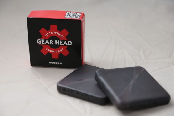 Grease for 5th wheel plate